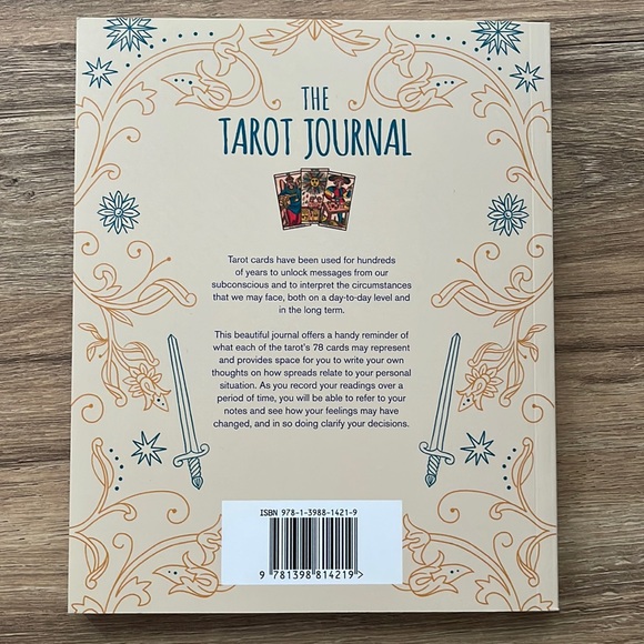 NEW THE TAROT JOURNAL By Melissa Turnberry Record your readings to gain insight - Picture 2 of 9